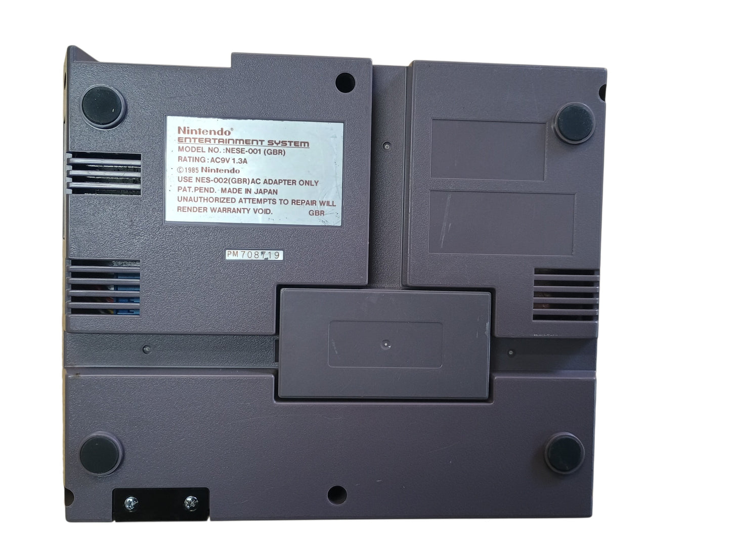 Nintendo NES console - unboxed - complete